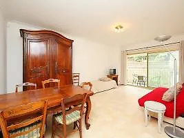 Apartment Raphael *