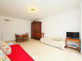 Apartment Raphael *